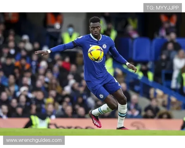 切尔西重建进程仍未完成,球队竞技表现与稳定性面临考验 切尔西重建进程仍未完成,球队竞技表现与稳定性面临考验