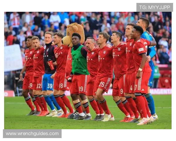 拜仁慕尼黑阵容依然豪华,但结构是否合理? 拜仁慕尼黑阵容依然豪华,但结构是否合理?