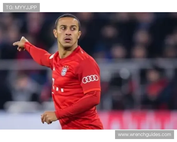 利物浦中场失衡问题显现,运转表面正常实则稳定性承压 利物浦中场失衡问题显现,运转表面正常实则稳定性承压