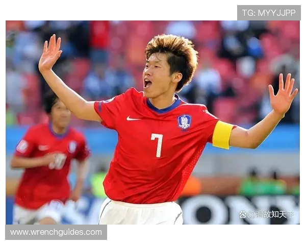 孙兴慜与朴智星历史地位之争:成就、路径与亚洲标杆的全面对比 孙兴慜与朴智星历史地位之争:成就、路径与亚洲标杆的全面对比