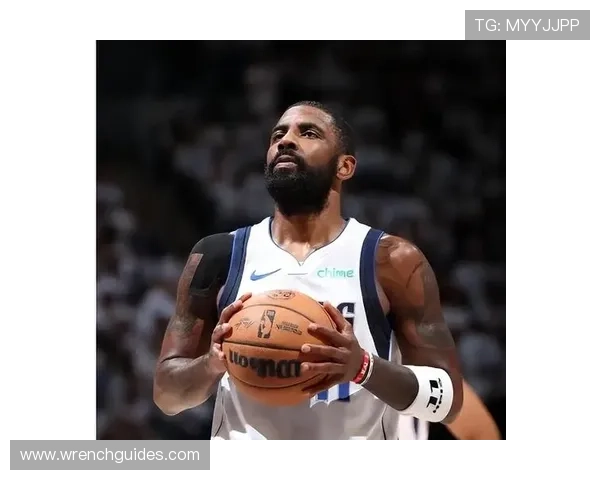 凯里·欧文这生活也太“电影”了吧，球场是老板日常是谜一样富豪狂欢地儿